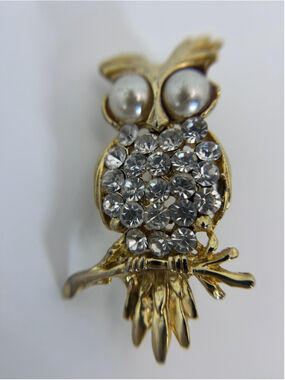 Brooch Gold Tone Owl Rhinestone Pearl Eyes Germany Bird Animal Pin Statement